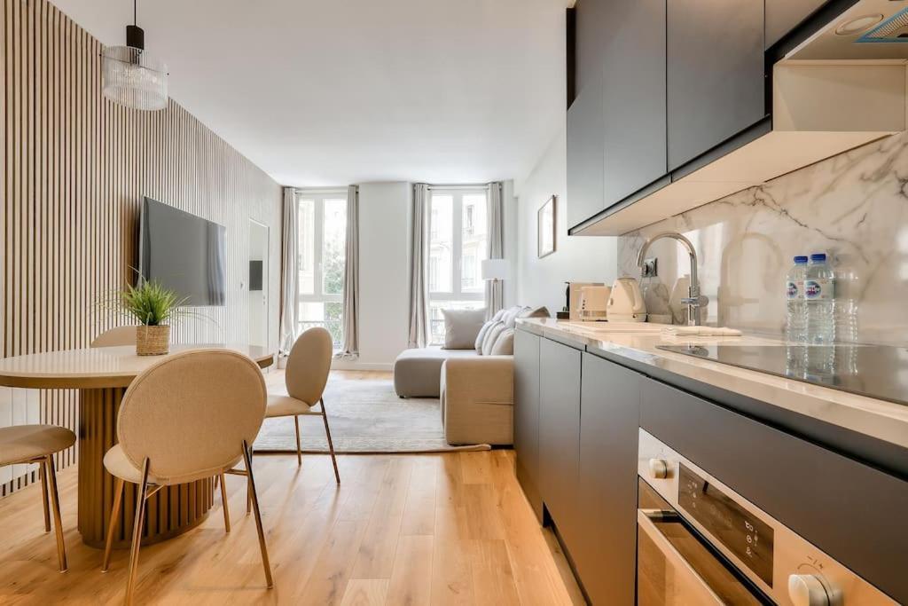 L'Elegance A La Parisienne Apartment Exterior photo